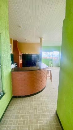CASA NO NOVO PARAISO