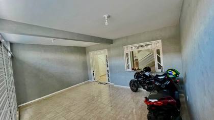 CASA NO NOVO PARAISO