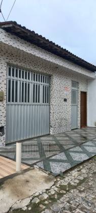 CASA NO BAIRRO INDUSTRIAL