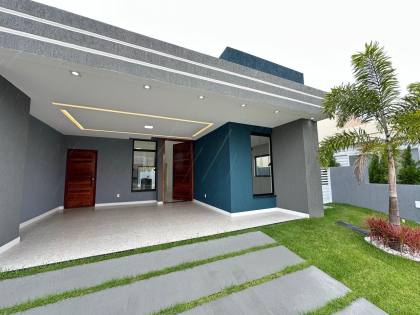 CASA NO CONDOMÍNIO SOL E PRAIA