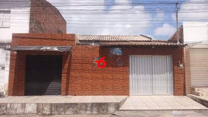 CASA NA FAROLÂNDIA - PRÓXIMO A UNIT