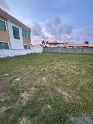 LOTE NO PORTAL DO MAR