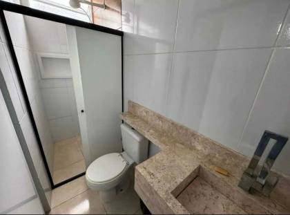 CASA NA FAROLÂNDIA