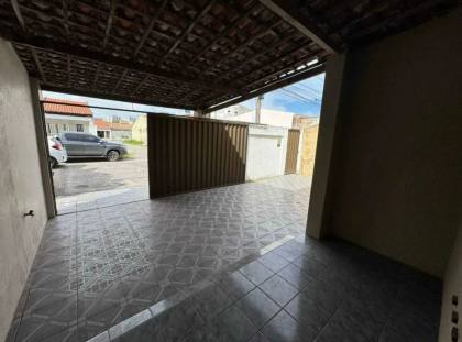 CASA NA FAROLÂNDIA