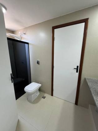 CASA NA FAROLÂNDIA