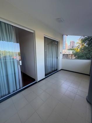 CASA NA FAROLÂNDIA