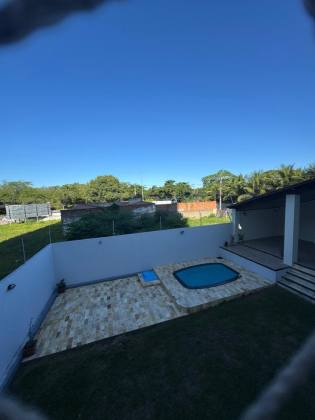 CASA NA FAROLÂNDIA