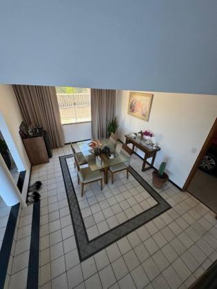 CASA NA FAROLÂNDIA