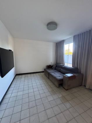 CASA NA FAROLÂNDIA