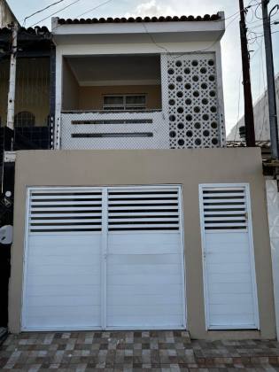 Casa Duplex na Getúlio Vargas