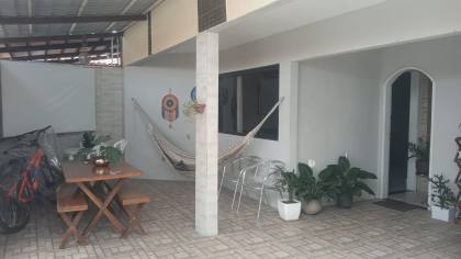 CASA NA FAROLÂNDIA