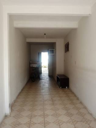 CASA E PONTO COMERCIAL  NA FAROLÂNDIA
