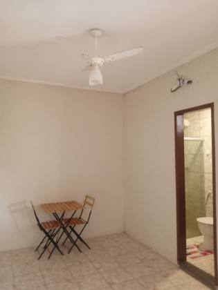 CASA E PONTO COMERCIAL  NA FAROLÂNDIA
