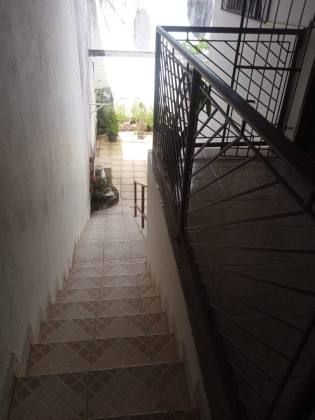 CASA E PONTO COMERCIAL  NA FAROLÂNDIA