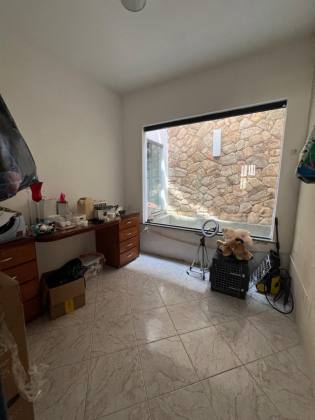 CASA NA FAROLÂNDIA