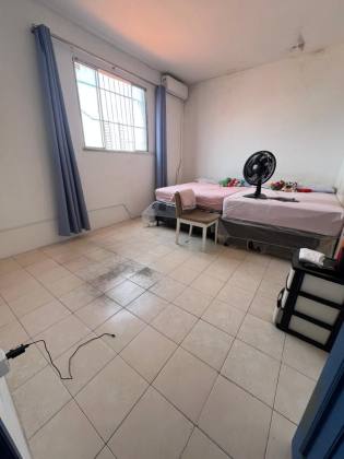CASA NA FAROLÂNDIA