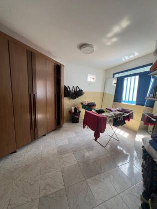 CASA NA FAROLÂNDIA