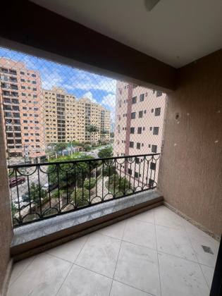 Tropical Village - Poucos metros do Shopping Jardins