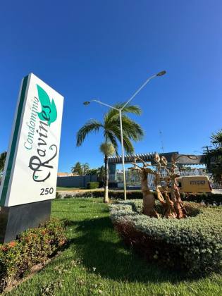LOTE NO CONDOMÍNIO RAVINES