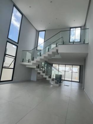 CASA NO CONDOMÍNIO ALPHAVILLE SERGIPE