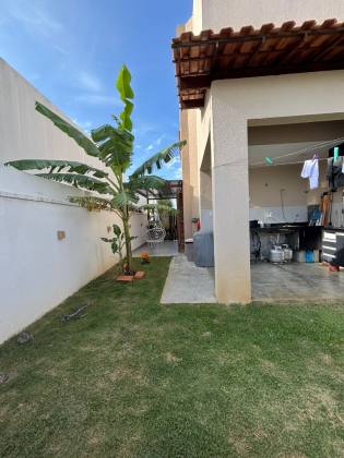 CASA NO CONDOMÍNIO QUINTAS DA BARRA