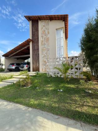 CASA NO CONDOMÍNIO QUINTAS DA BARRA