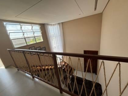 CASA NO CONDOMÍNIO QUINTAS DA BARRA