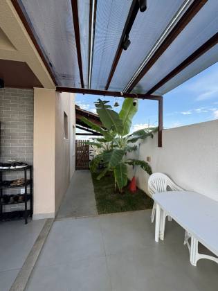 CASA NO CONDOMÍNIO QUINTAS DA BARRA