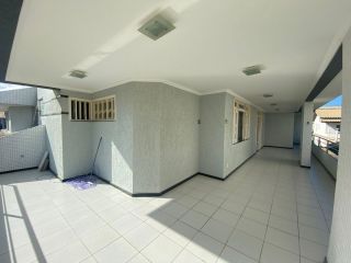Casa no Condomínio Melício Machado