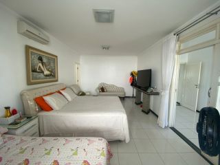 Casa no Condomínio Melício Machado