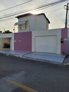 Casa na Coroa do Meio