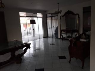 Casa no Ponto Novo