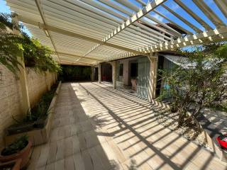 Casa na Aruana