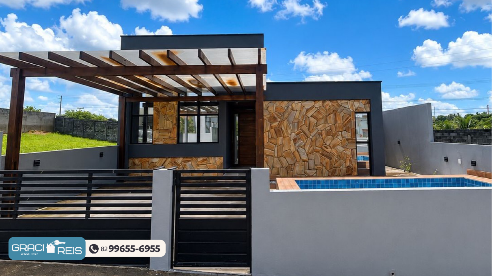Casa à venda no Porto Monte em Marechal Deodoro: 3 quartos e piscina