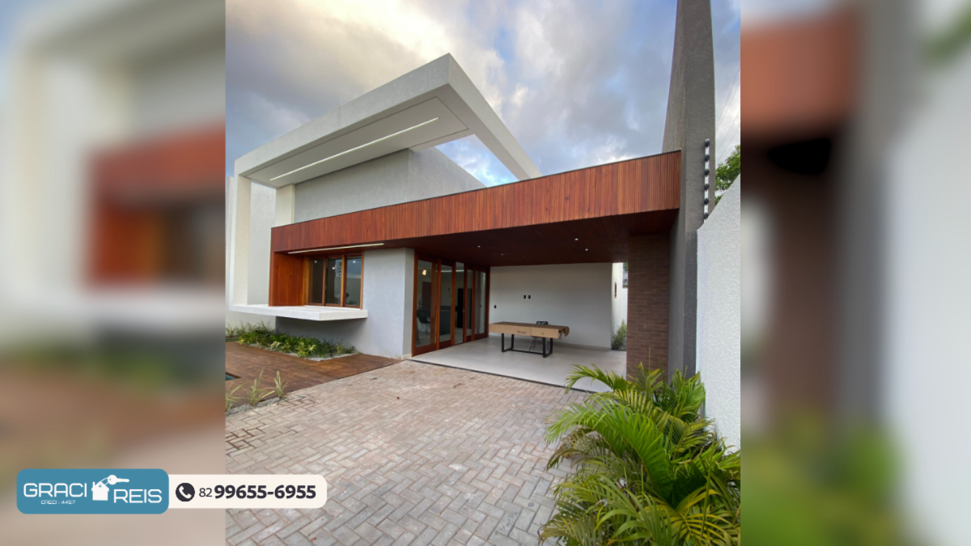 Casa à venda no Via Mares em Marechal Deodoro: 3 quartos e piscina