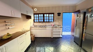 Casa para Locação Anual na Praia do Francês – 3 Quartos, 207 m² e Próxima à Praia Do Francês