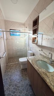 Casa para Locação Anual na Praia do Francês – 3 Quartos, 207 m² e Próxima à Praia Do Francês