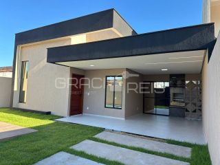 Casa à Venda na Praia do Francês – 3 Quartos, Suíte com Closet e Piscina a 900 Metros do Mar | Marechal Deodoro/AL