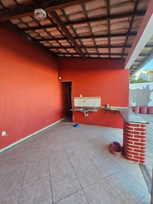 Casa em Villas do Atlântico  |  4/4 com suítes