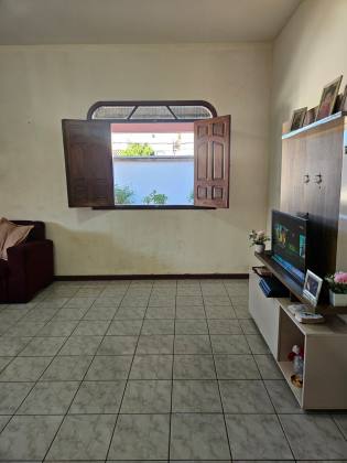 Casa em Villas do Atlântico  |  4/4 com suítes