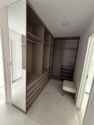 Casa em Villas do Atlântico  |  4/4 com suítes