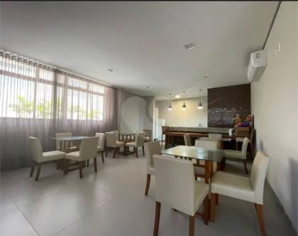 Residencial Paradiso/ Jardim armação 2/4 com suíte