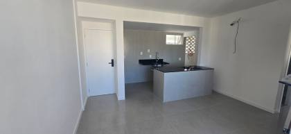 Pituba - 2/4 com suíte