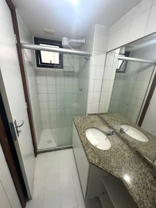 Rua Carmen Miranda Pituba 2/4 com suíte