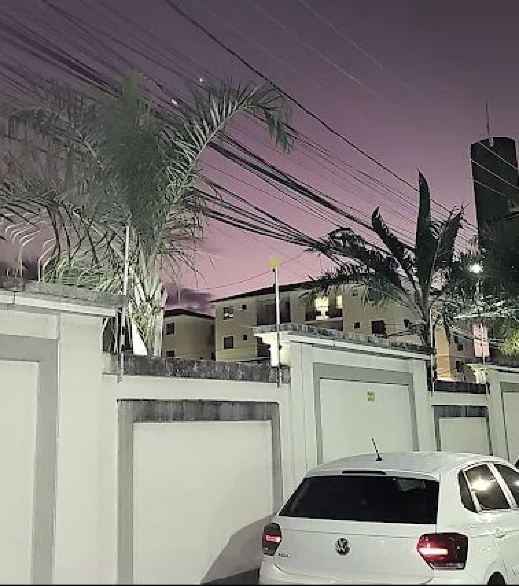 SPAZIO SOBERANO 2/4 Com suíte / Buraquinho