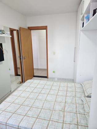 SPAZIO SOBERANO 2/4 Com suíte / Buraquinho