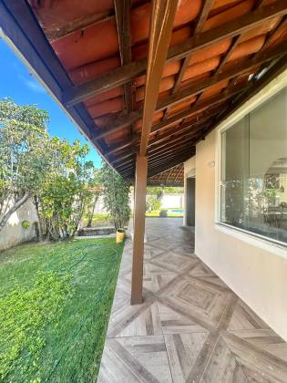 Casa em Vilas do Atlântico  4/4 com suíte