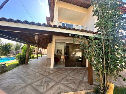 Casa em Vilas do Atlântico  4/4 com suíte