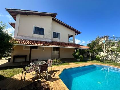 Casa em Vilas do Atlântico  4/4 com suíte