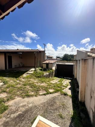Casa em Vilas do Atlântico  4/4 com suíte